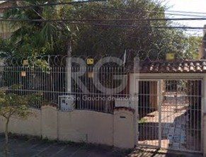 terreno localizado no bairro Menino Deus, podendo ser construído prédio comercial, localização privilegiada.