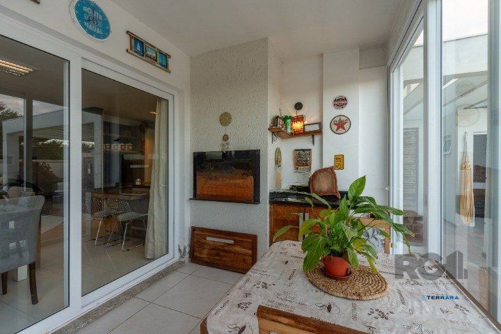 Casa de Condomínio 3 quartos à venda, 180m², Hípica - Porto Alegre