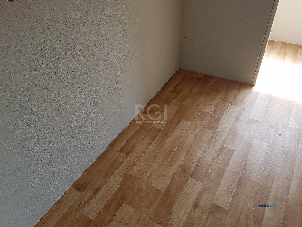 Apartamento para Venda - 42m², 1 dormitório, 1 vaga - Humaitá