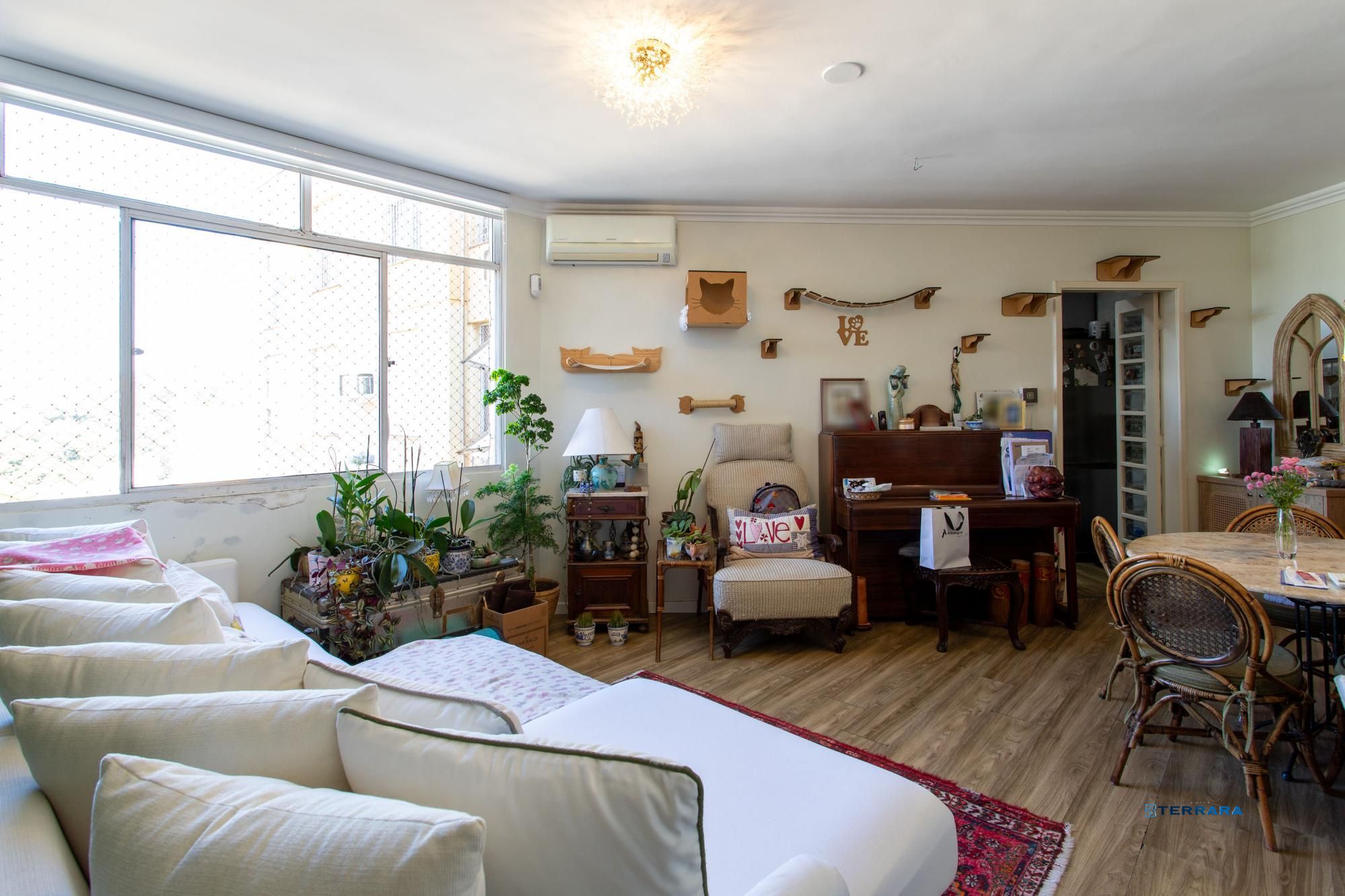 Apartamento 2 dormitórios I bairro Cristal