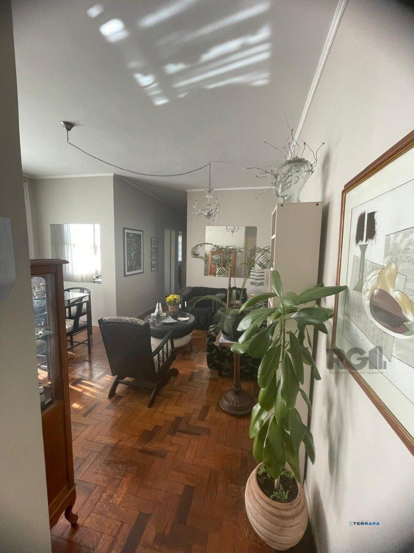 Apartamento no Petrópolis de 1 dormitório desocupado