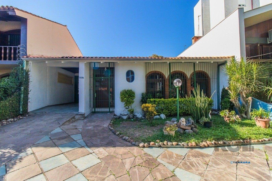 Casa, 200m², 3 dormitórios, bairro Cristal