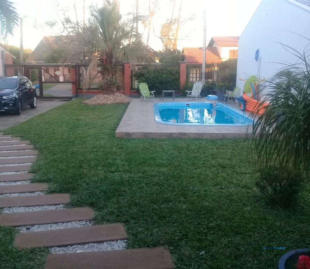 Casa Residencial 4 dorm à Venda no Centro de Imbé