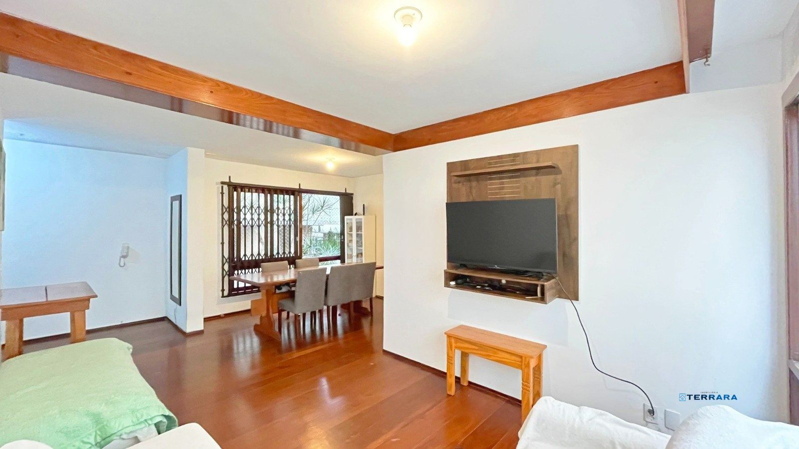 Apartamento de 3 dormitórios no bairro Mont Serrat