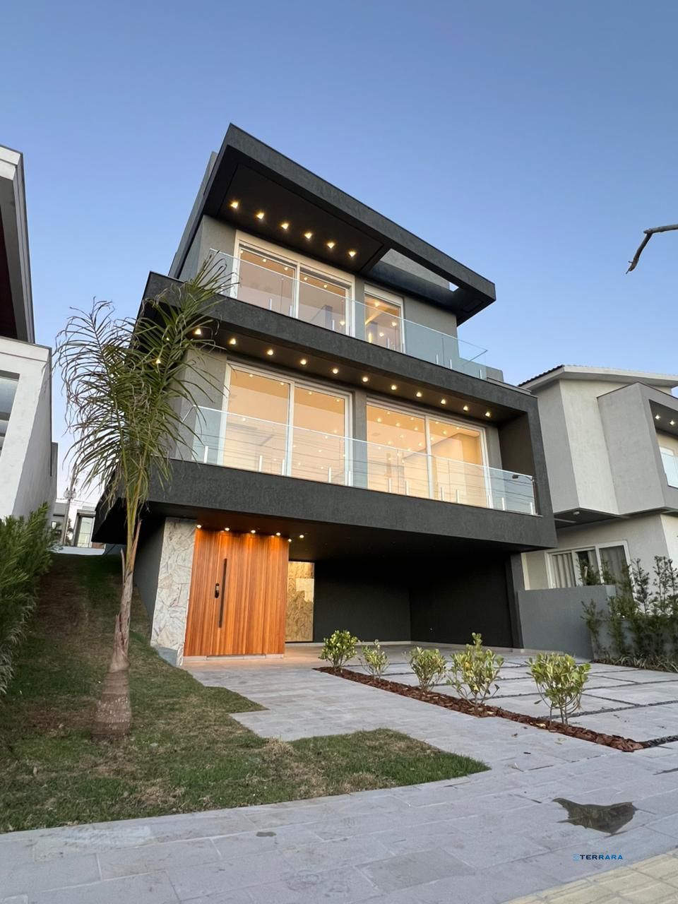 Casa de Condomínio, 3 suítes, à venda, 262 m², Centro - Gravataí — foto 2
