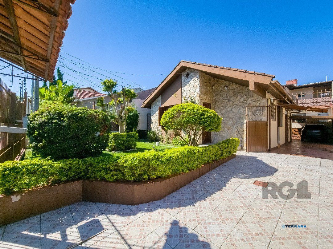 Casa 4 quartos à venda, 131m², Tristeza - Porto Alegre