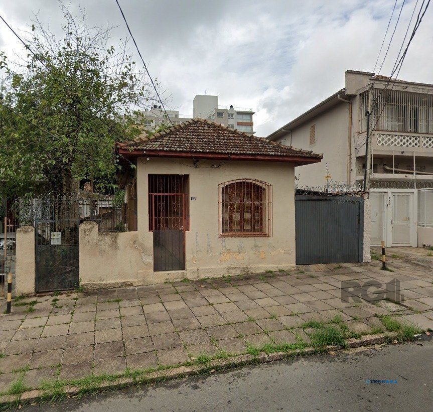 Casa 3 quartos à venda, 200000m², Menino Deus - Porto Alegre