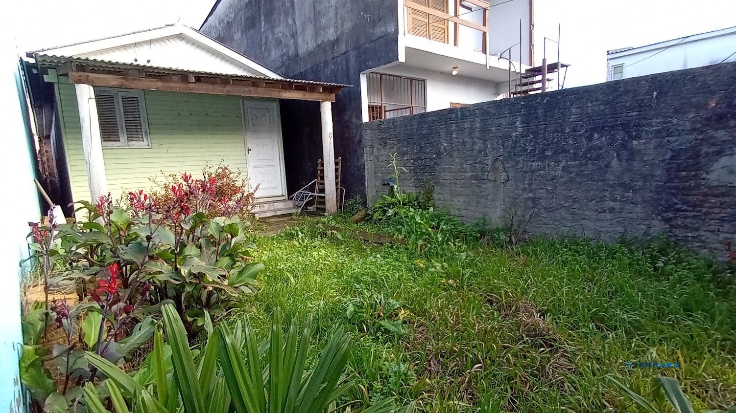 Terreno plano - bairro Hipica