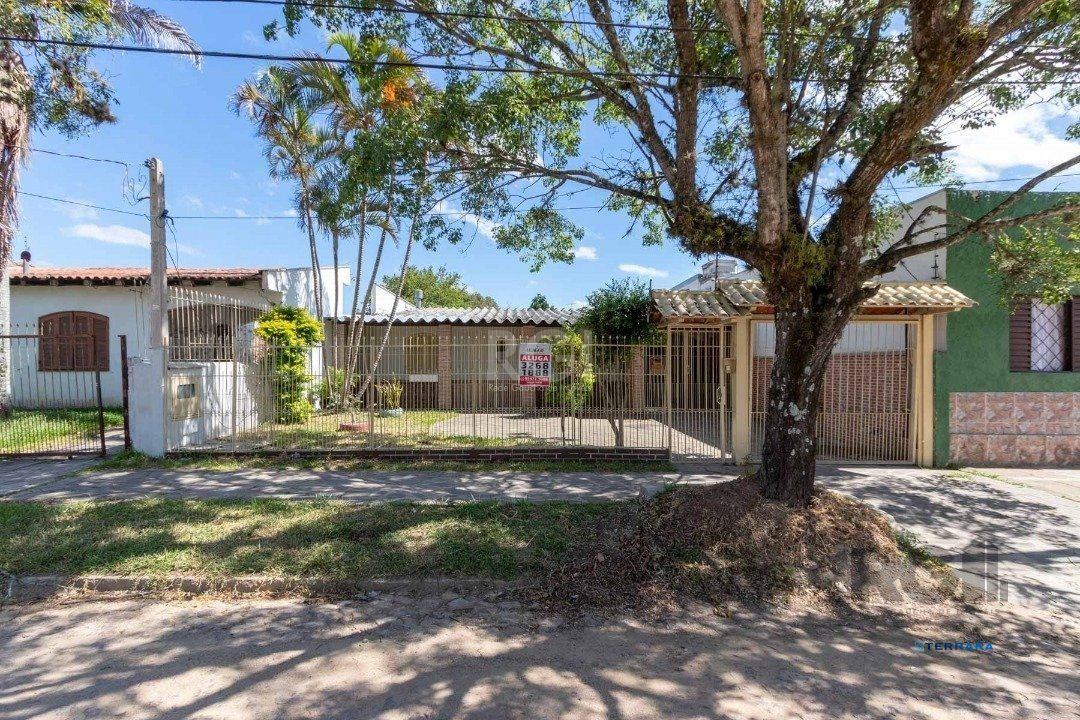 Casa 3 quartos à venda, 330m², Aberta dos Morros - Porto Alegre