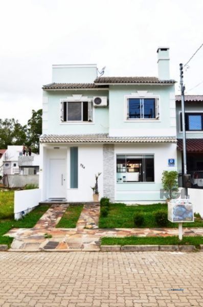 Casa para Venda - 140m², 3 dormitórios, sendo 1 suites, 1 vaga - Hípica