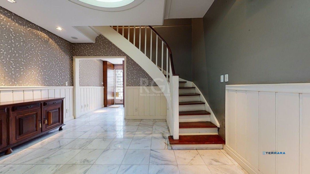 Casa para Venda - 130m², 3 dormitórios, sendo 1 suites, Cidade Baixa