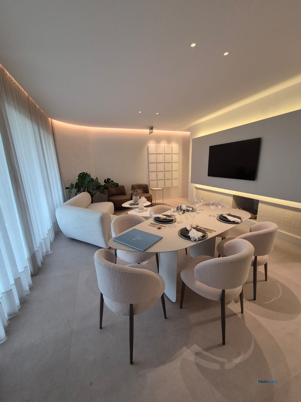 Golden Lake | 142m² Privativos | 4 Suítes | 3 Vagas | Vista para o Guaíba