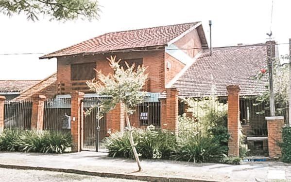 Casa para Venda - 404m², 4 dormitórios, sendo 1 suites, 7 vagas - Vila Assunção
