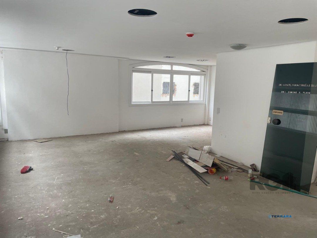 Sala Comercial, 1 sala, à venda, 70 m², Moinhos de Vento - Porto Alegre — foto 4