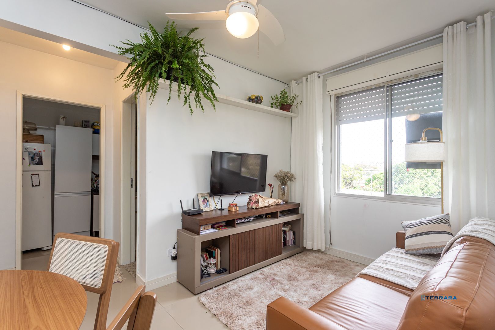 Apartamento no Cristal reformado de 1 dormitório e vaga rotativa