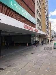 BOX , GARAGEM MONZA EM FRENTE AOHOSPITAL SANTA CASA