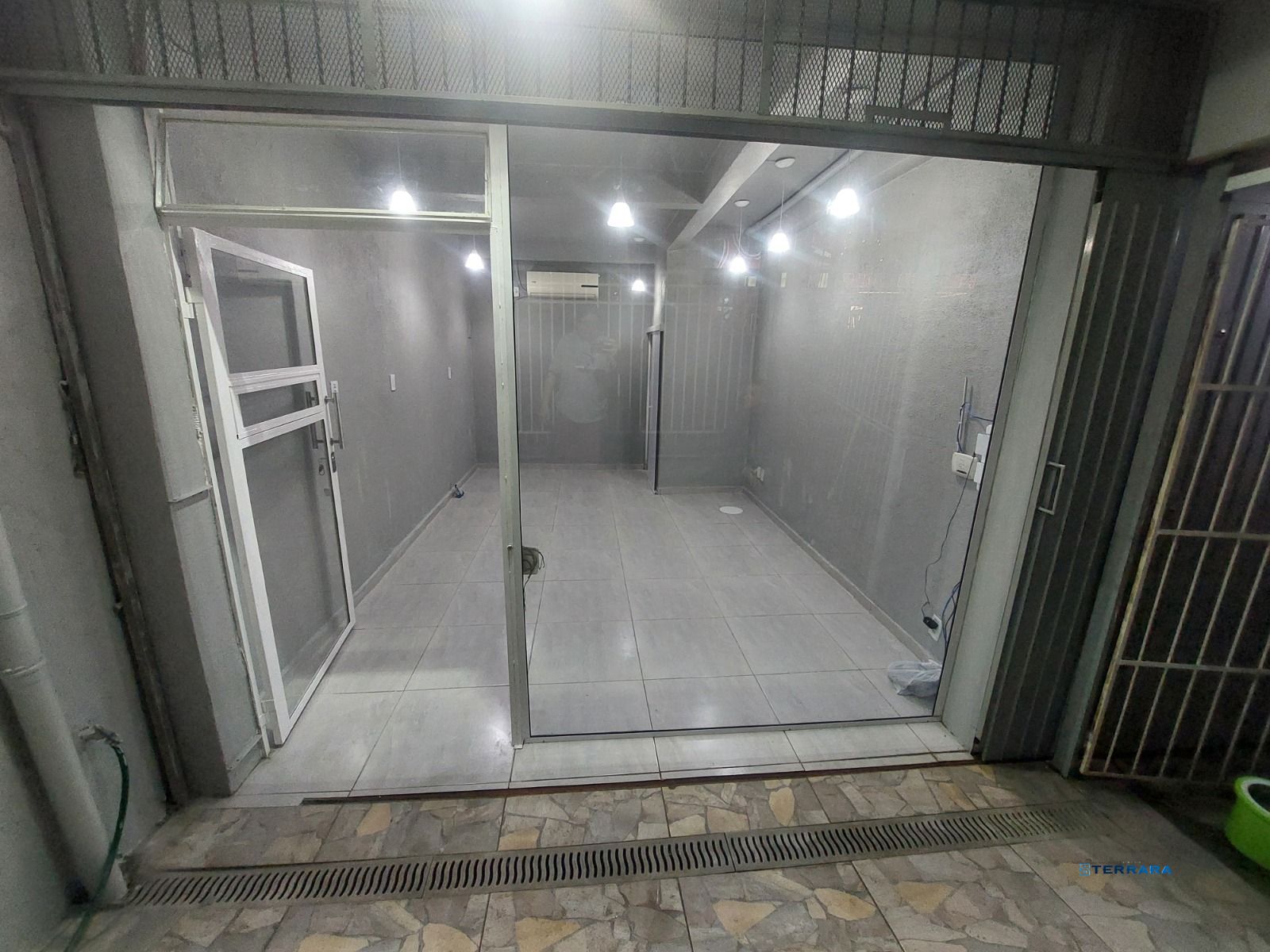 Loja, 1 sala, à venda, 21 m², Jardim Carvalho - Porto Alegre — foto 2