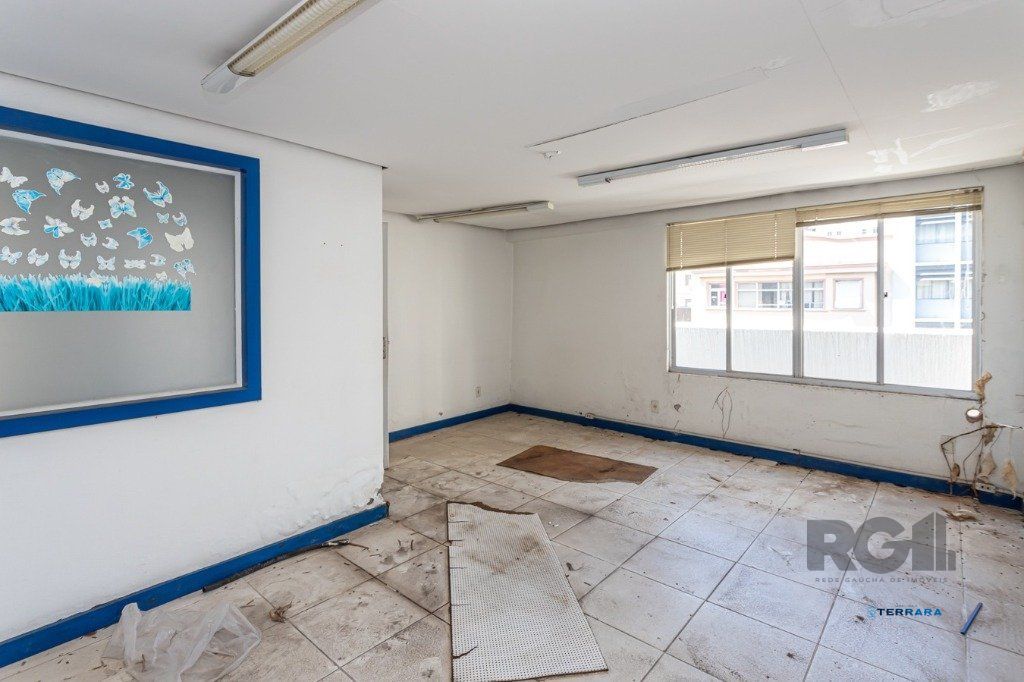 Sala Comercial à venda, 193m², Centro Histórico - Porto Alegre