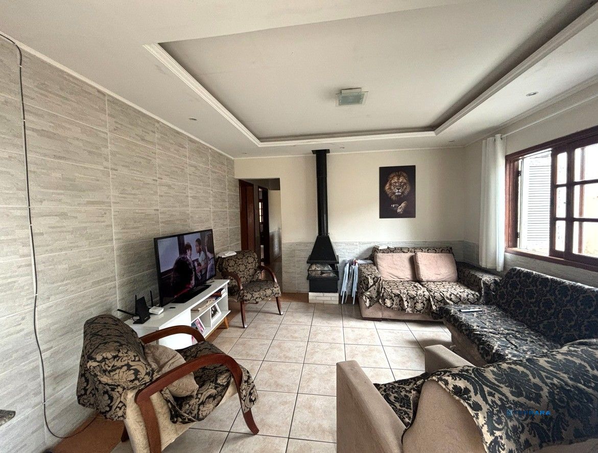 Casa no bairro Santa Cecilia em Viamão de 3 dormitórios 2 vagas