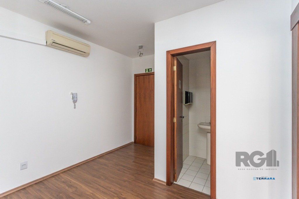 Sala Comercial, à venda, 34 m², Menino Deus - Porto Alegre — foto 3