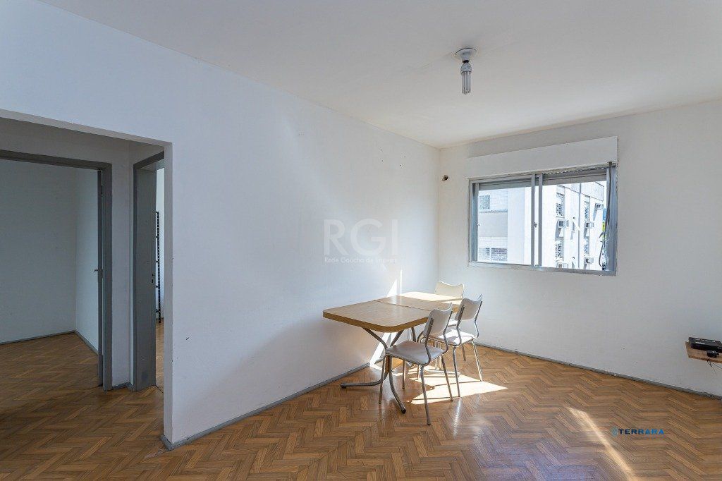 Apartamento de 2 dormitórios no Jardim Botânico