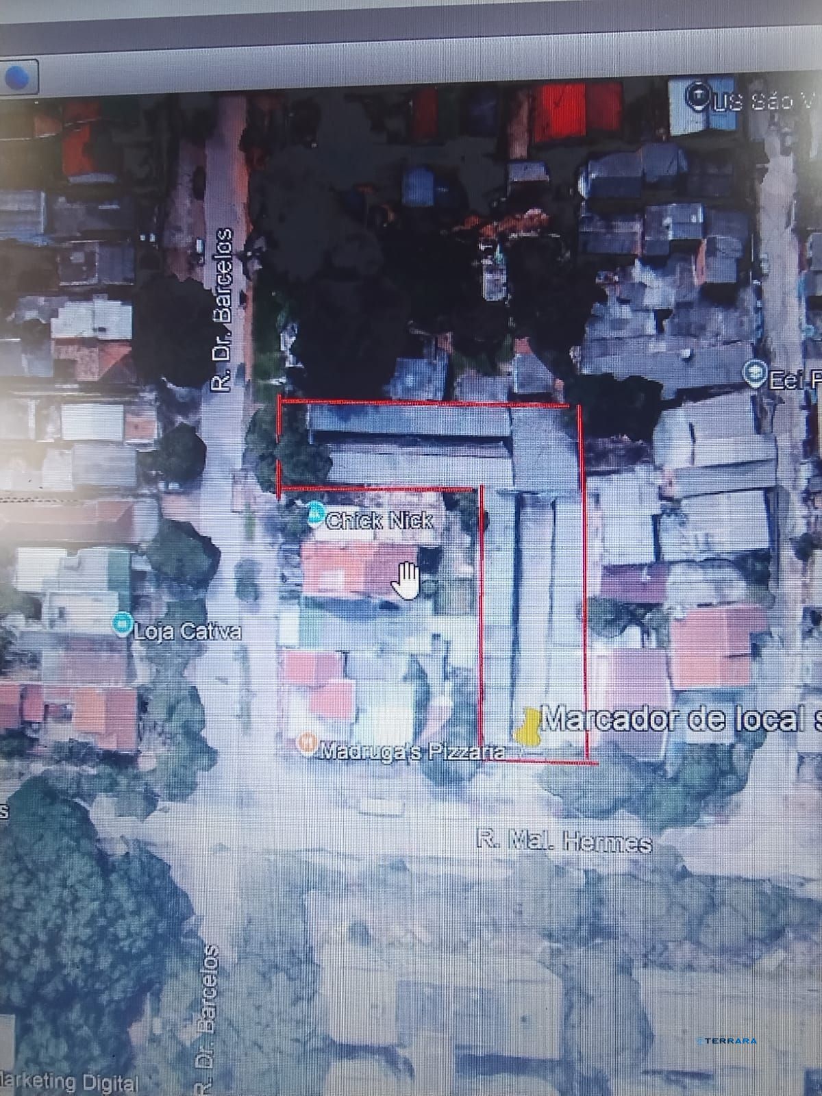 terreno com 1.354,80 metros ótimo para comercial onde funciona um grande estacionamento. ou para empreendimento residencial