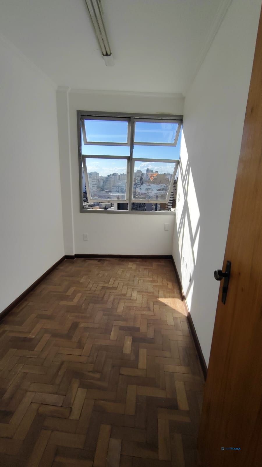 Sala Comercial, 1 sala, à venda, 71 m², Santana - Porto Alegre — foto 3