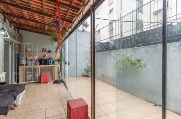 Apartamento Garden - Térreo com Pátio no bairro São Sebastião de 2 dormitórios