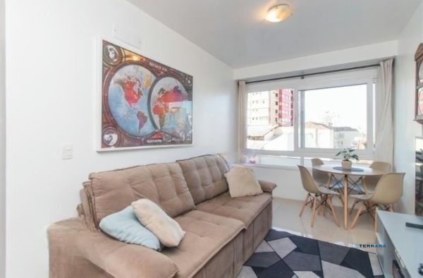 Apartamento na Cidade Baixa de 1 dormitório vaga e infra