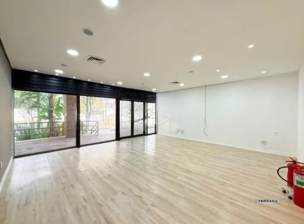 Loja, 1 sala, à venda, 68 m², Floresta - Porto Alegre — foto 3