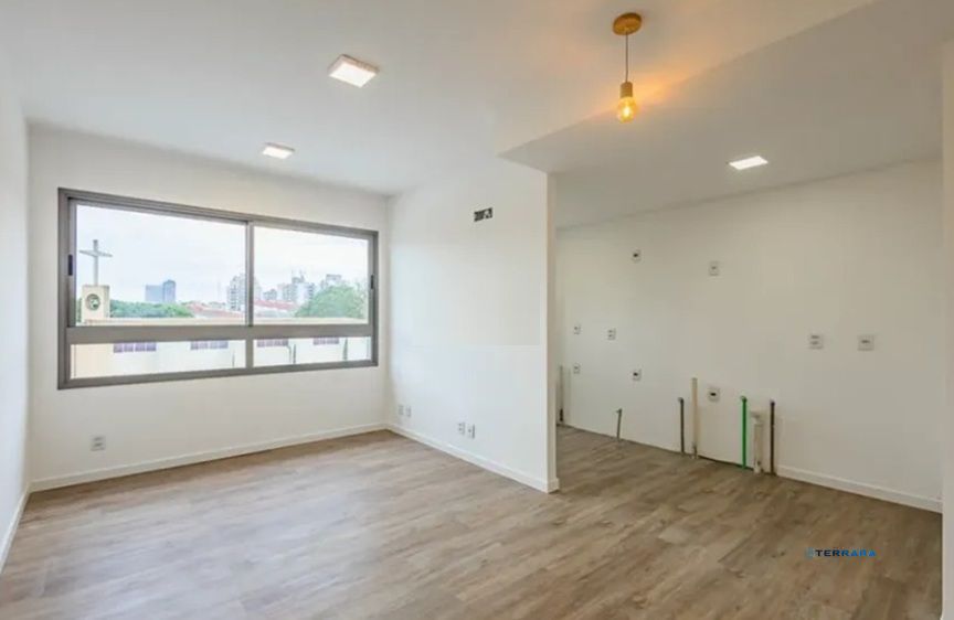 Apartamento, 2 quartos, à venda, 51 m², Passo da Areia - Porto Alegre — foto 2