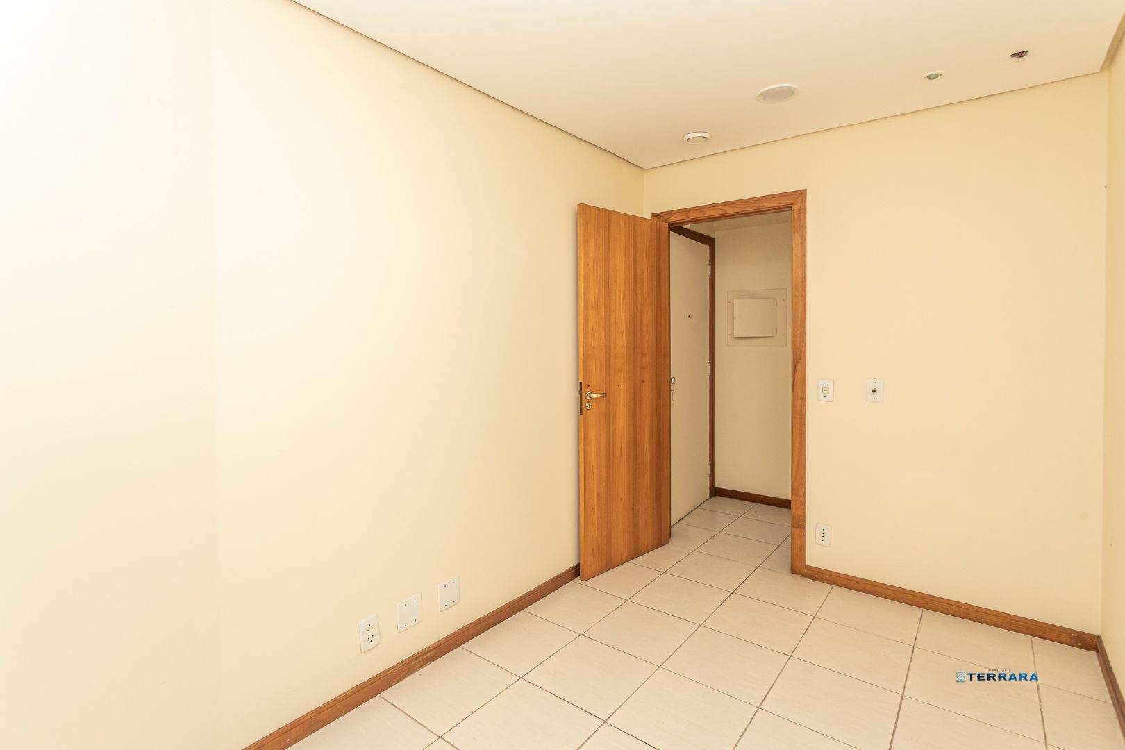 Sala Comercial, 2 salas, à venda, 54 m², Floresta - Porto Alegre — foto 5