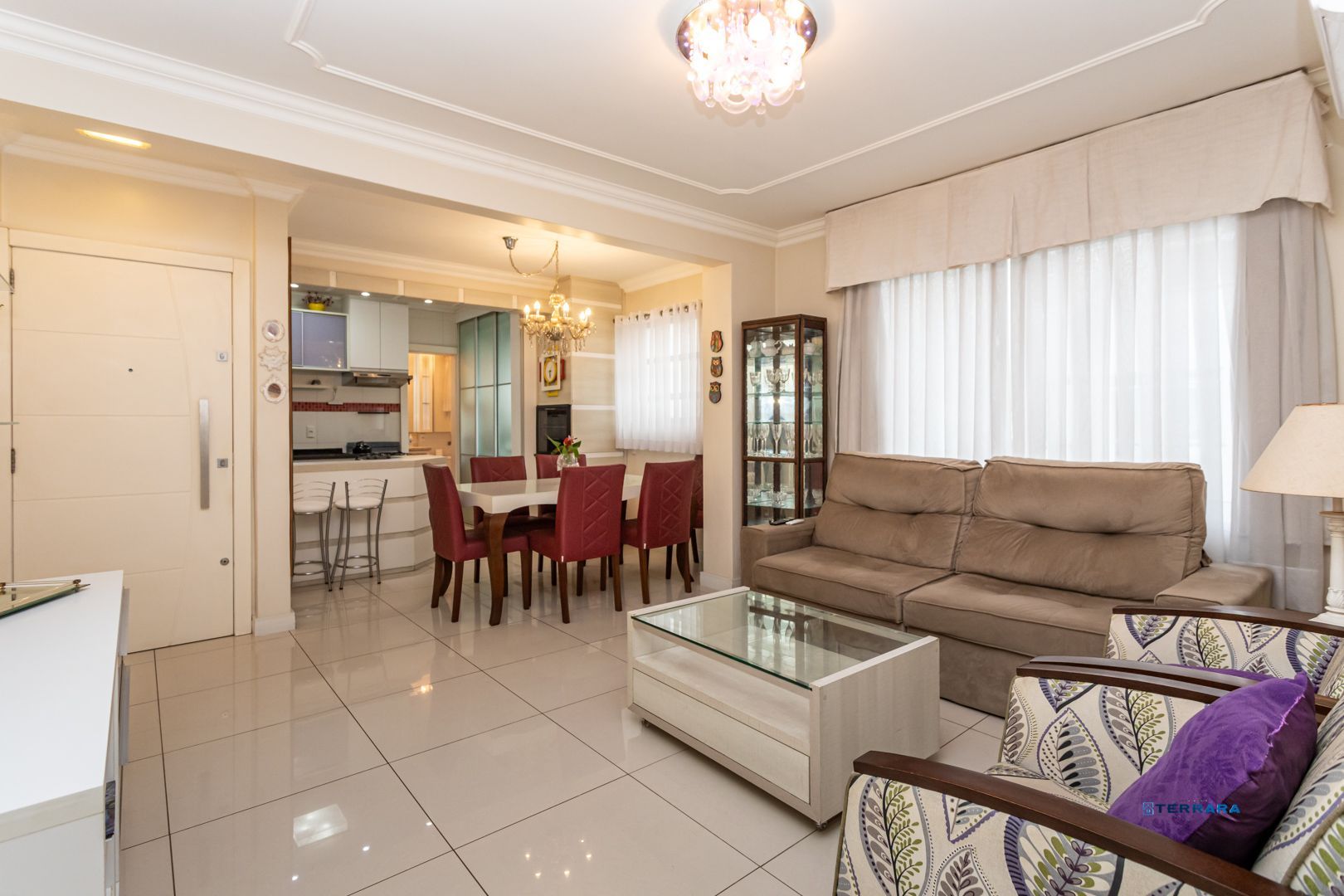 Apartamento, 2 quartos, à venda, 70 m², Santa Cecília - Porto Alegre — foto 2
