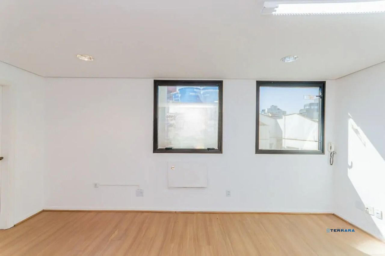 Sala Comercial, 1 sala, à venda, 24 m², Rio Branco - Porto Alegre — foto 3