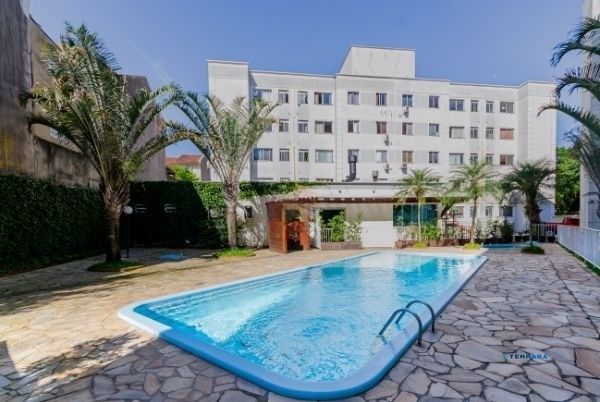 Apartamento no Condominio Porto Farroupilha de 2 dormitórios vaga e infra