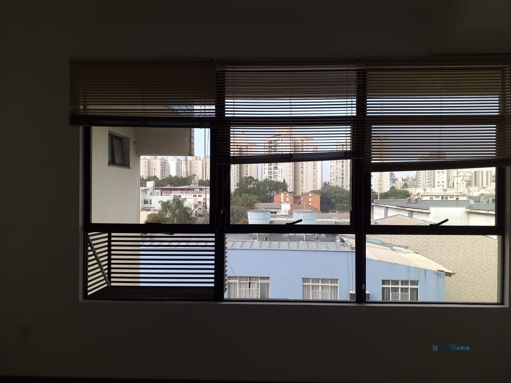 Sala Comercial, 1 sala, à venda, 45 m², Passo da Areia - Porto Alegre — foto 2