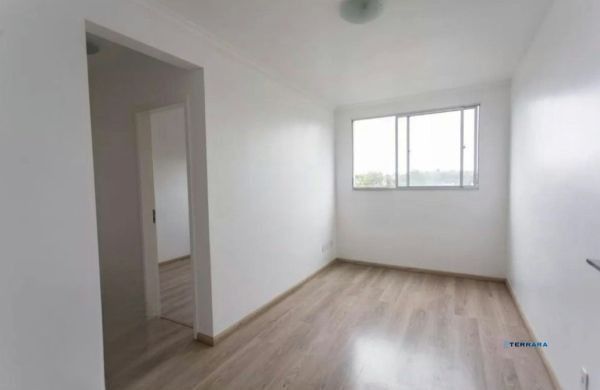 Apartamento no bairro Nonoai de 2 dormitórios e vaga