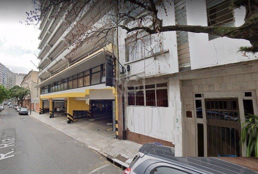 Box de garagem no Edifício Gigante no Centro