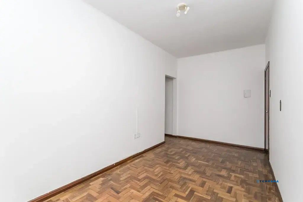 Apartamento 02 dormitórios térreo no Bairro Rio Branco