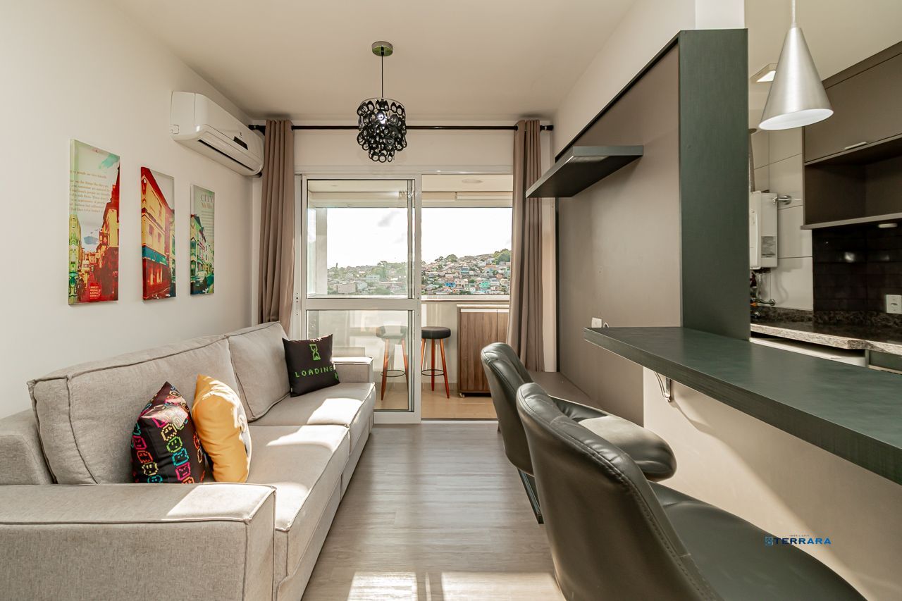 APARTAMENTO EM CONDOMINIO CLUBE 2 DORMITORIOS, 1 SUITE, COM VAGA ESCRITURADA;