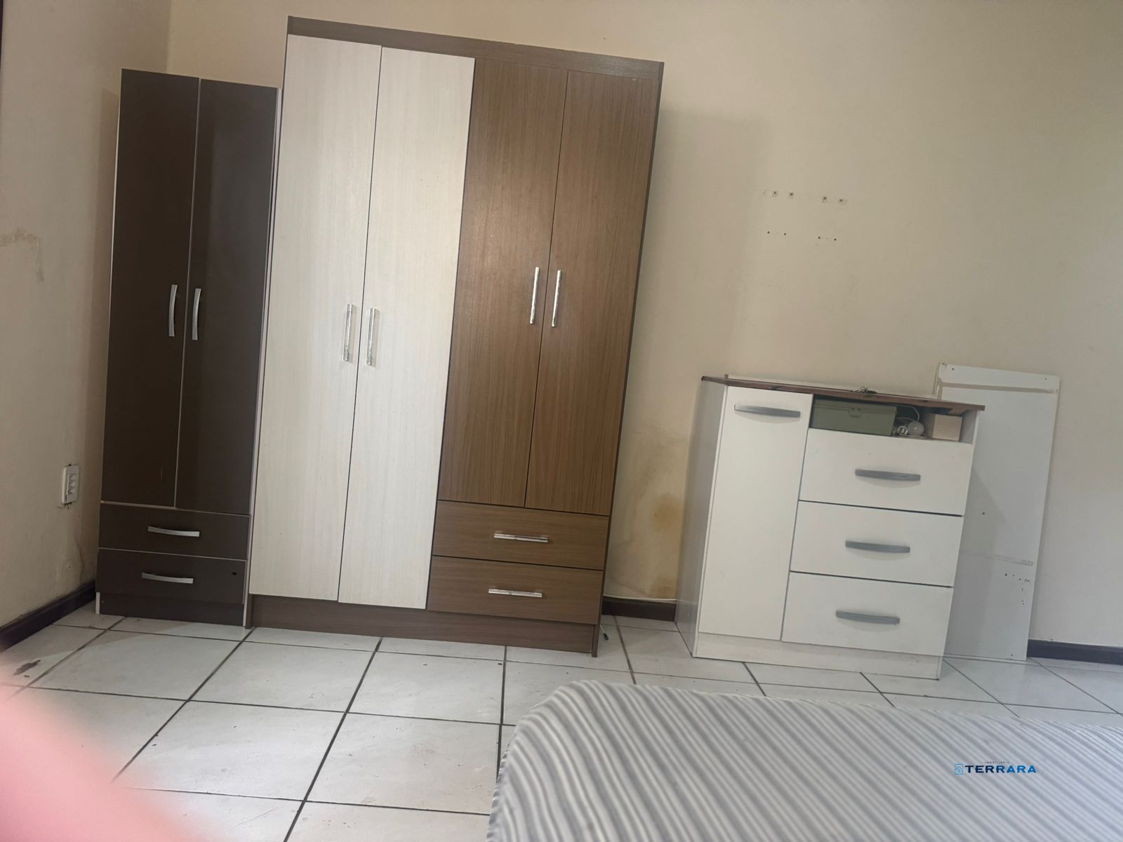 Kitnet no Edificio Condominio Dona Ida, à venda, 27 m², Centro Histórico - Porto Alegre — foto 3
