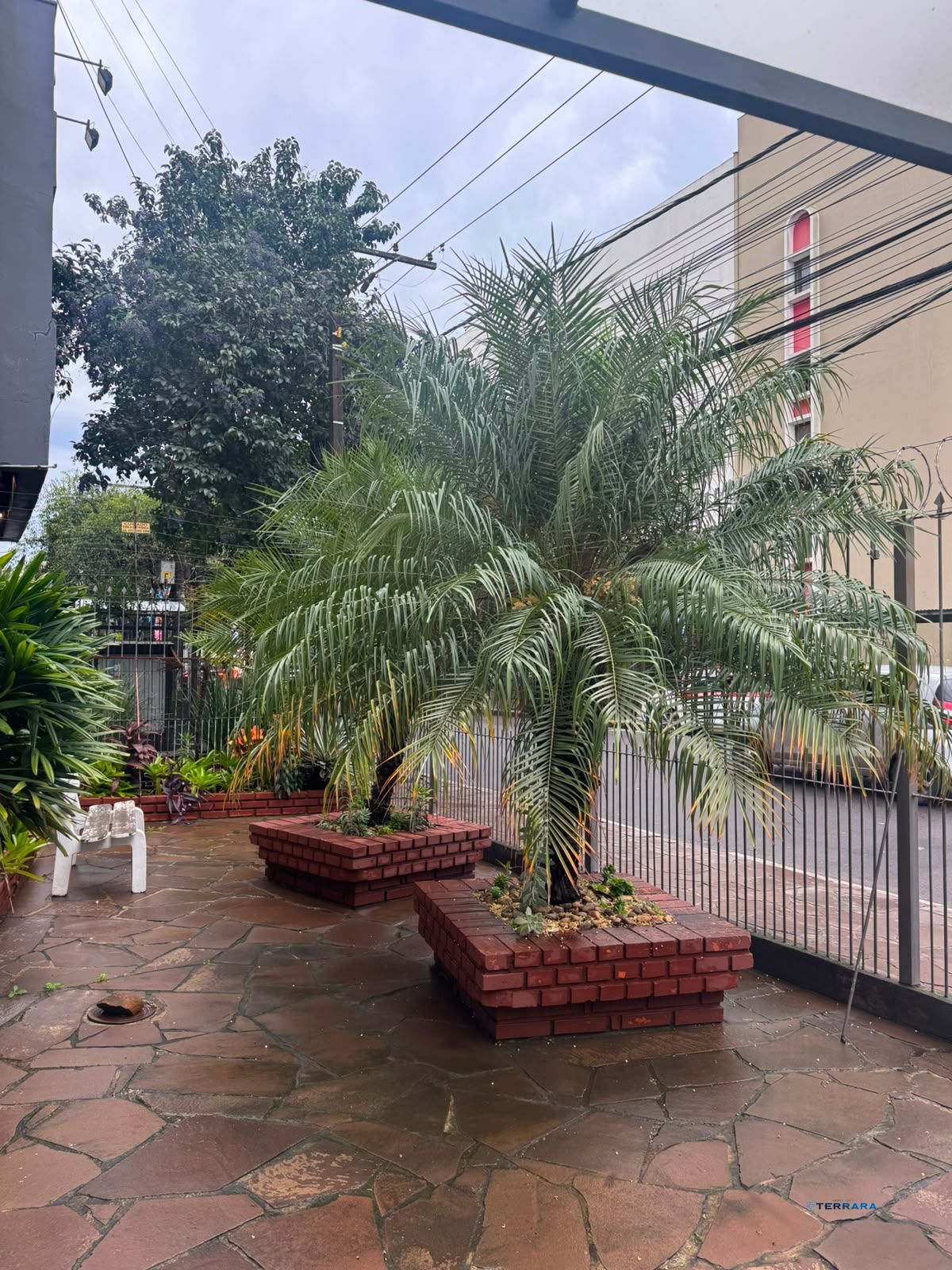 APARTAMENTO 2 DORM REFORMADO FRENTE ZAFFARI CIDADE BAIXA