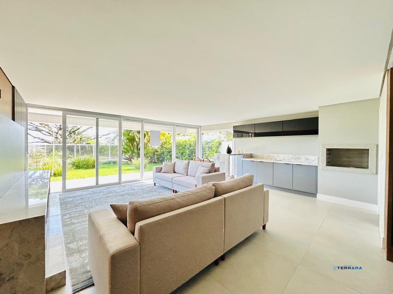 Apartamento Garden, 3 suítes, à venda, 174 m², Vila Assunção - Porto Alegre — foto 2