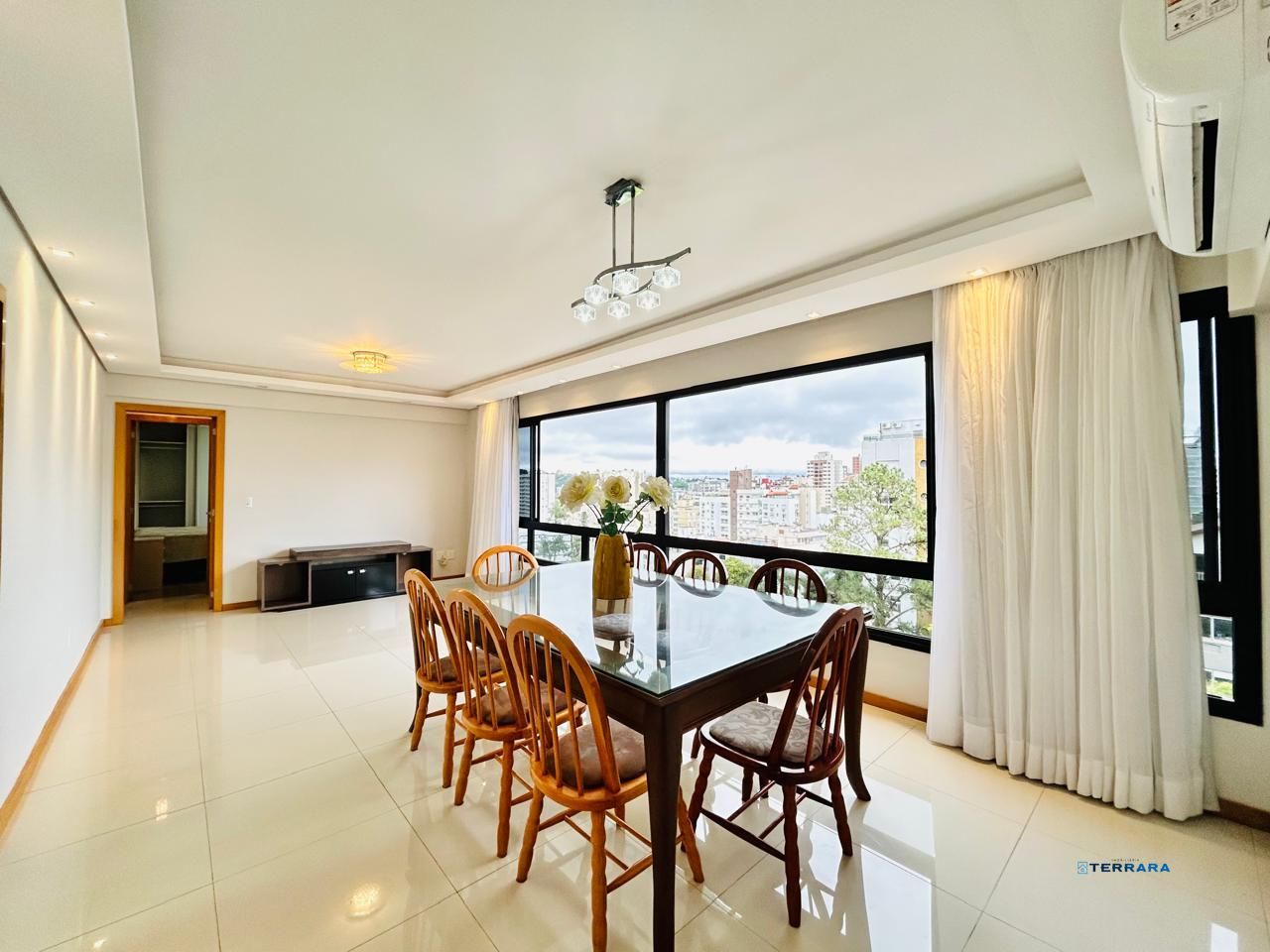 Edifício Villagio Riveira - Apartamento a venda com 3 dormitórios no bairro Petrópolis