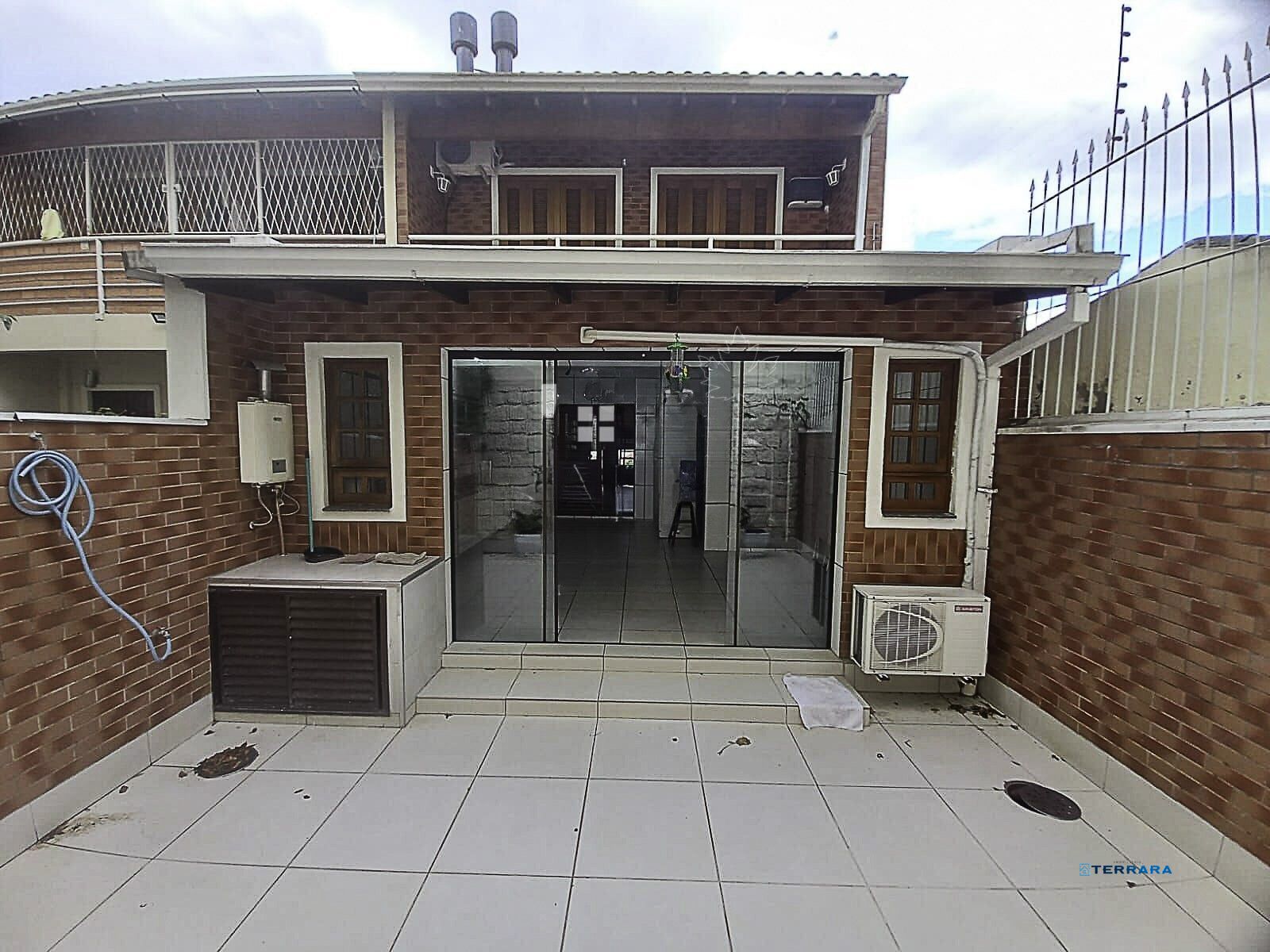 Casa com 192m², Bairro Medianeira, Porto Alegre, Rio Grande do Sul