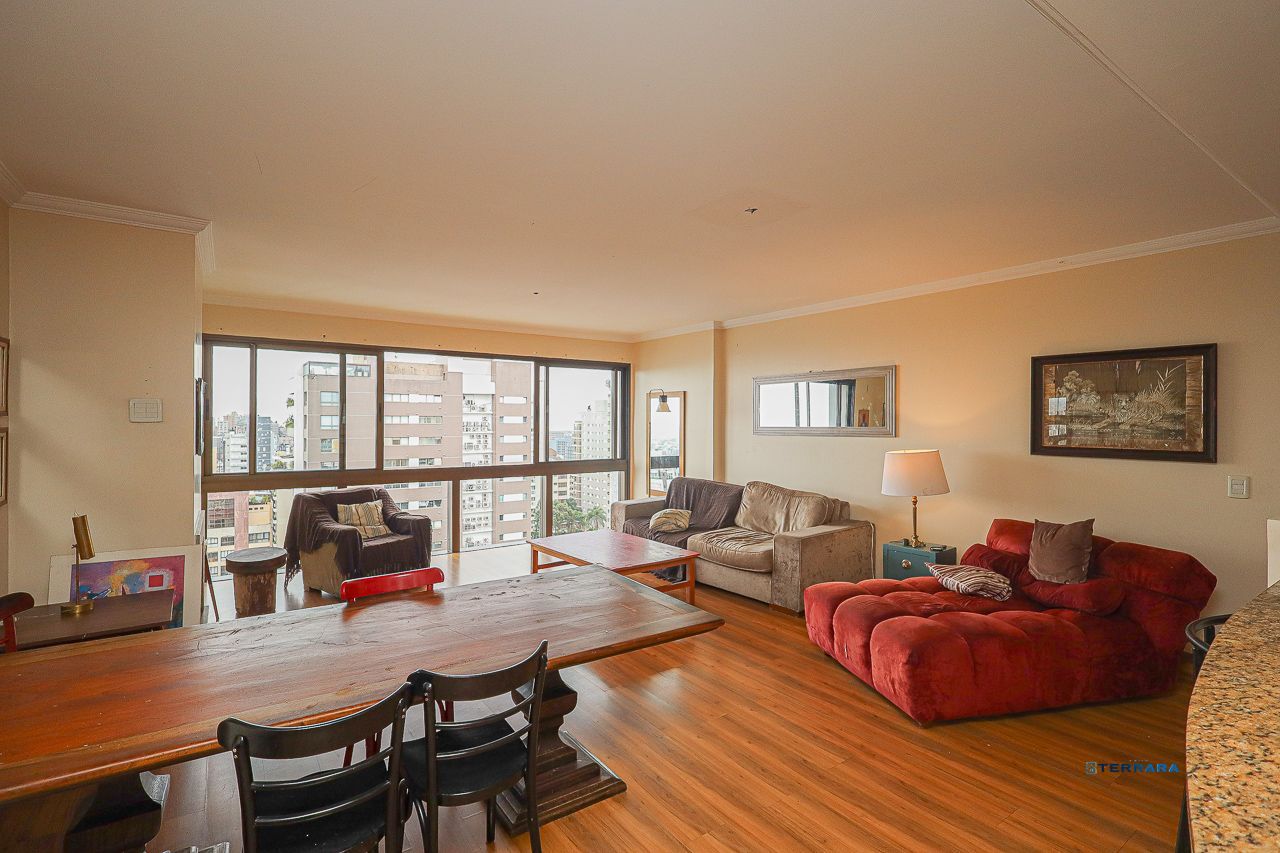 Apartamento a venda no bairro Petrópolis