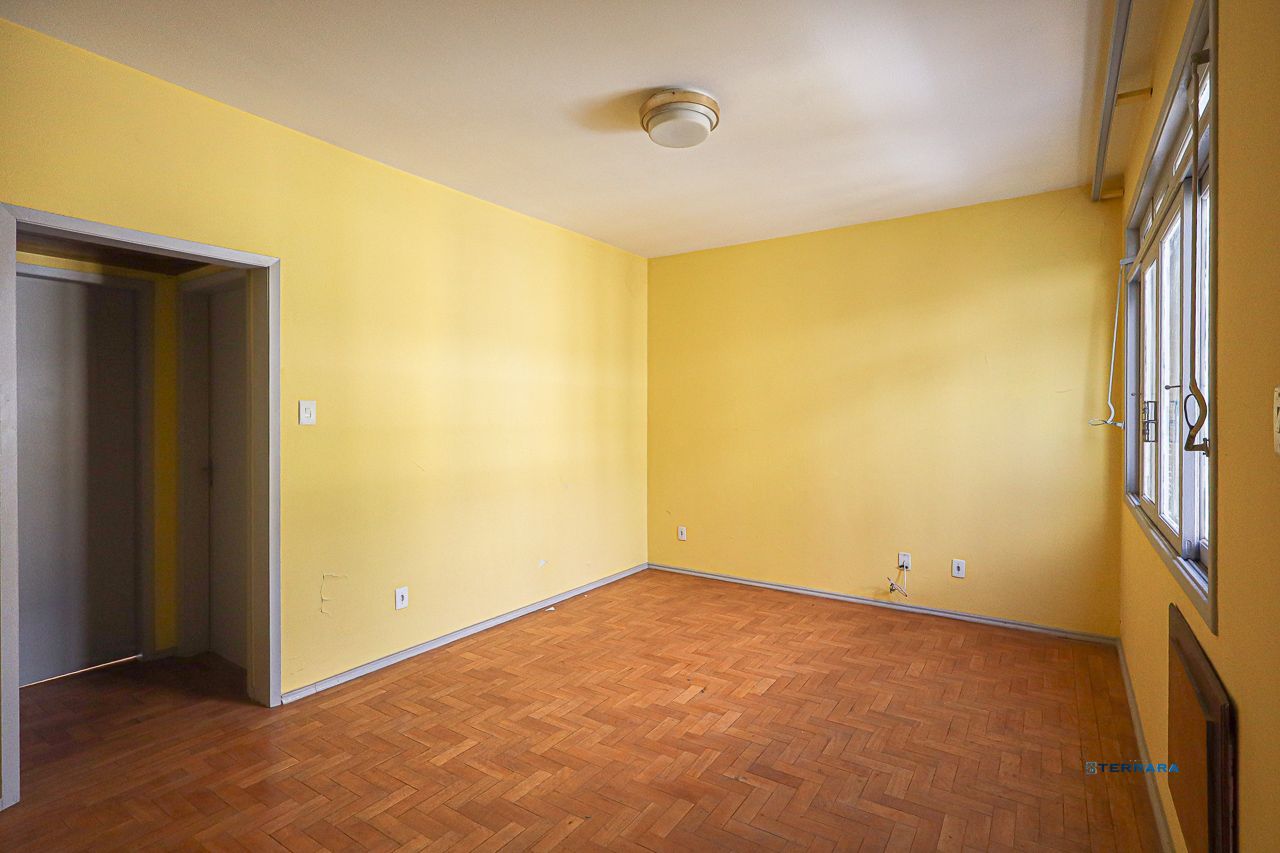 Apartamento a venda no bairro Petrópolis
