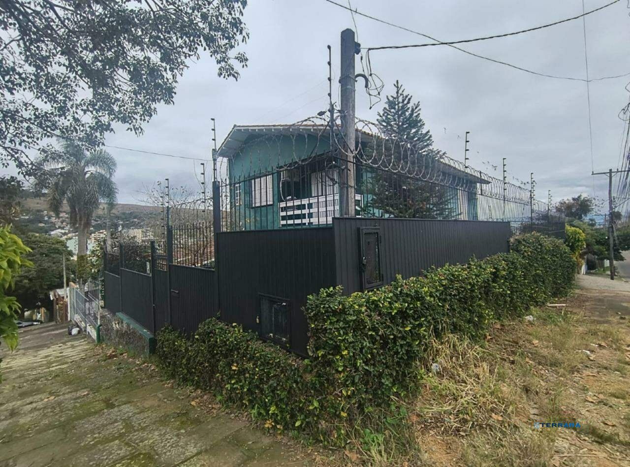 Casa á  Venda  3 quartos, 1 suite, 4 vagas Nonoai-Porto Alegre/RS