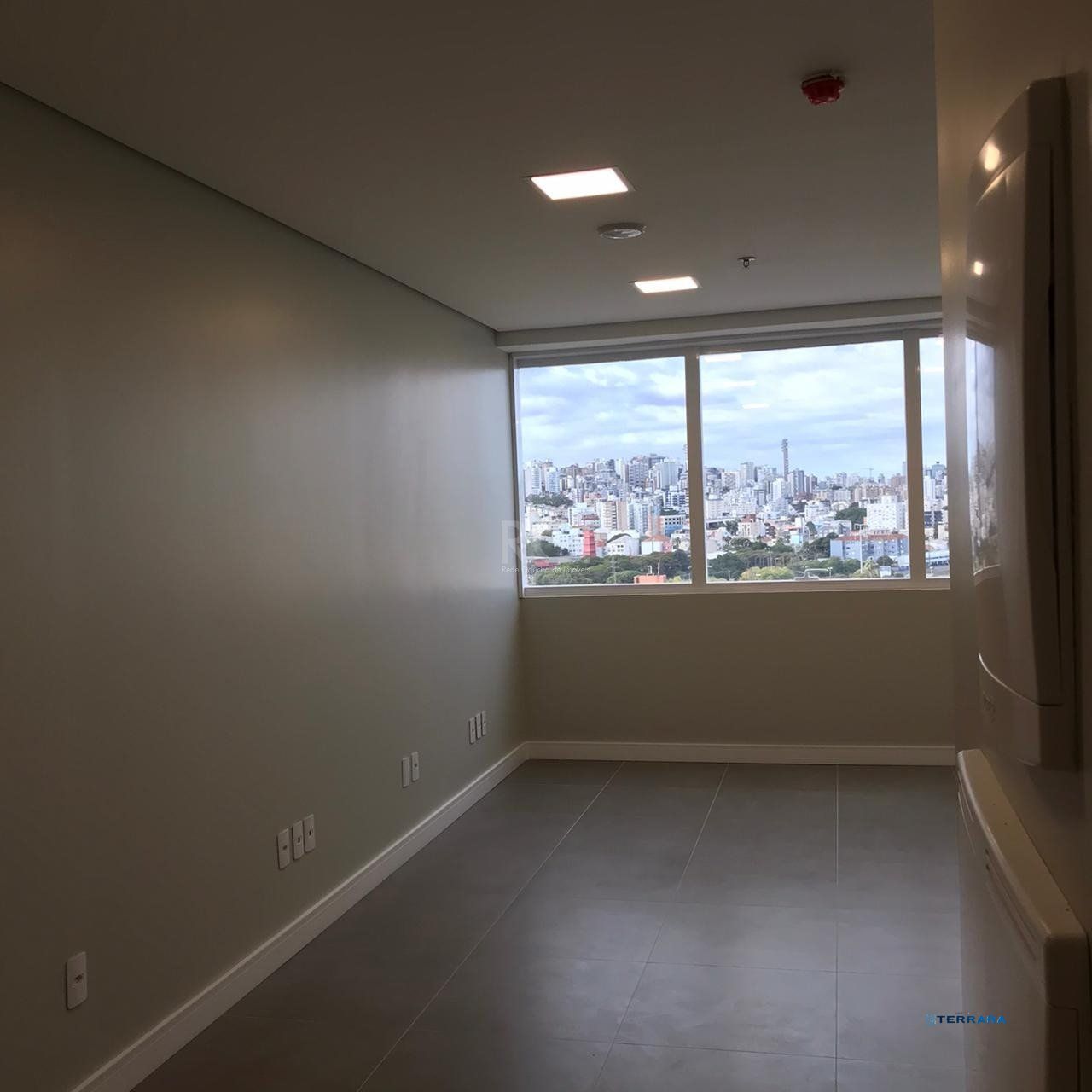 Sala Comercial, à venda, 38 m², Santana - Porto Alegre — foto 4