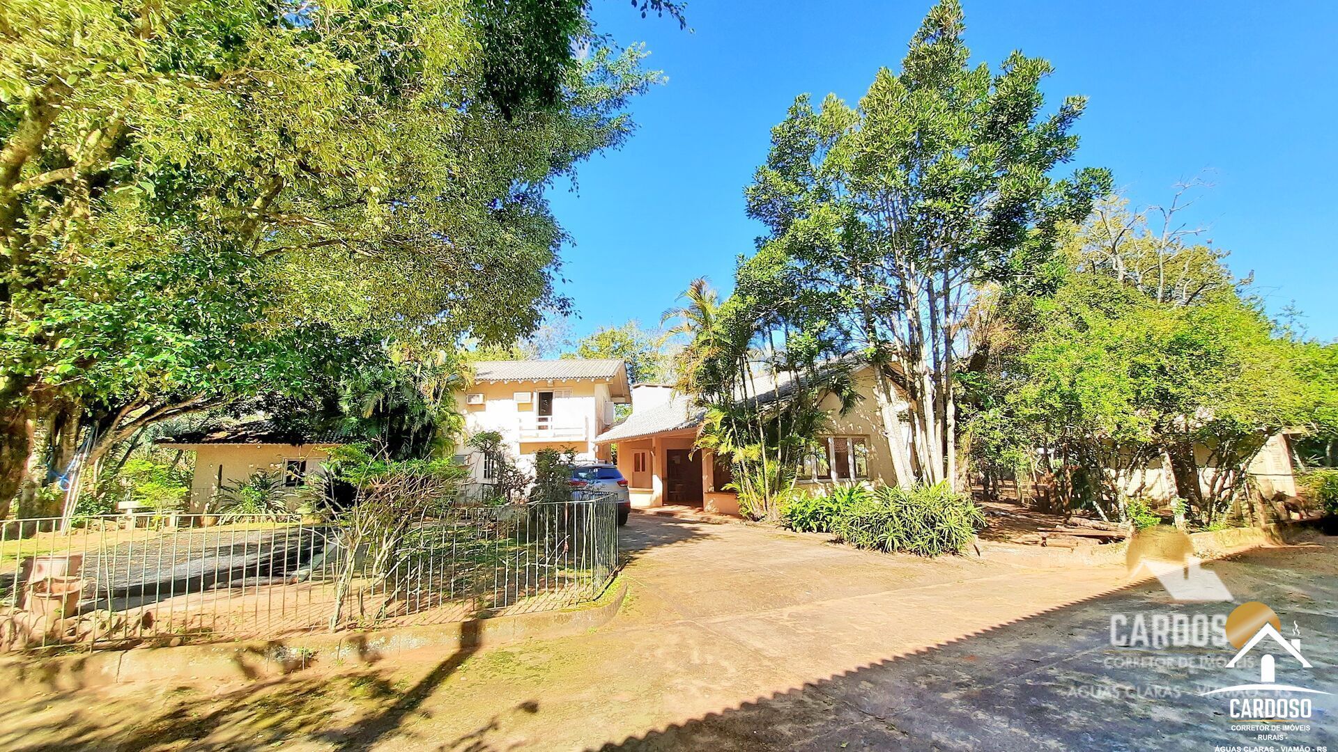 Fazenda/sítio/chácara/haras à venda  no Águas Claras - Viamão, RS. Imóveis